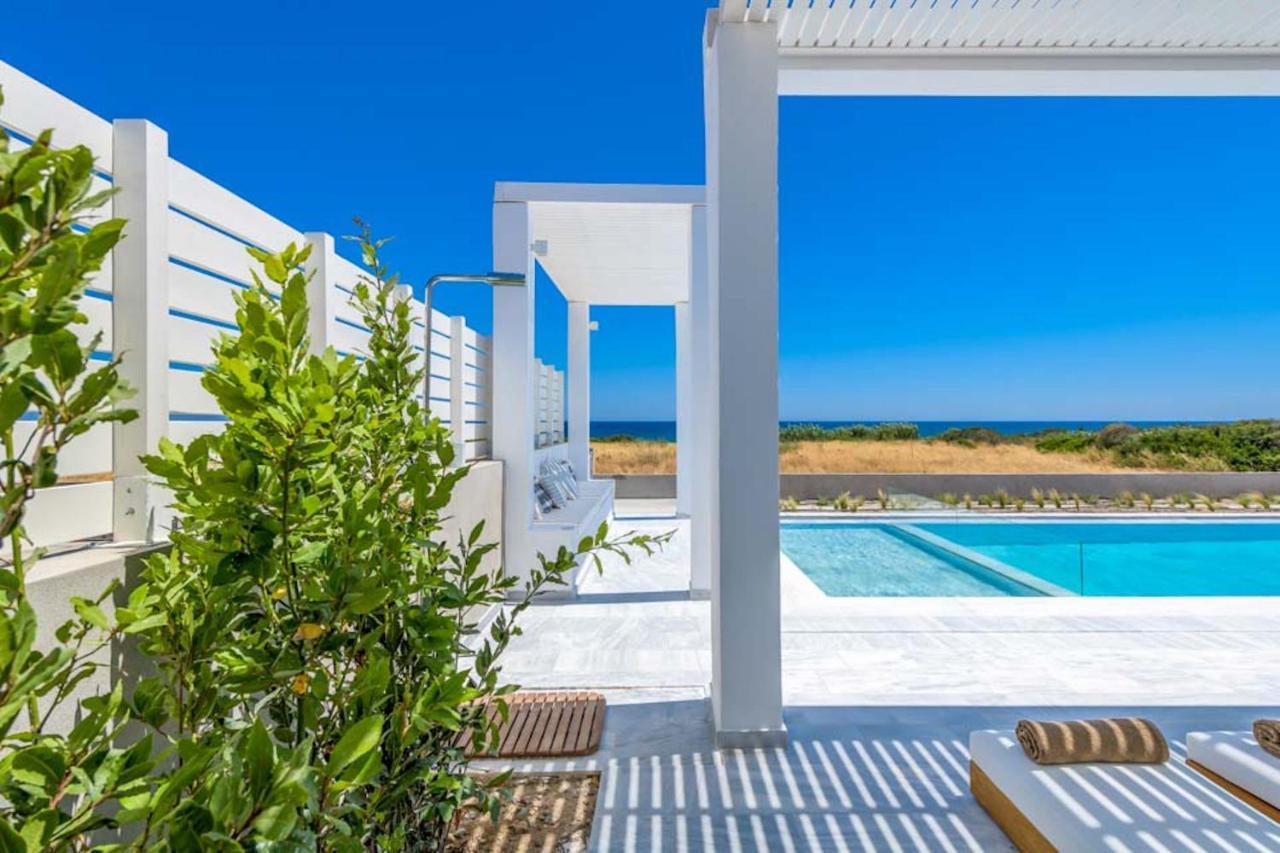 Seashore Beachfront Villa 라카니아 외부 사진