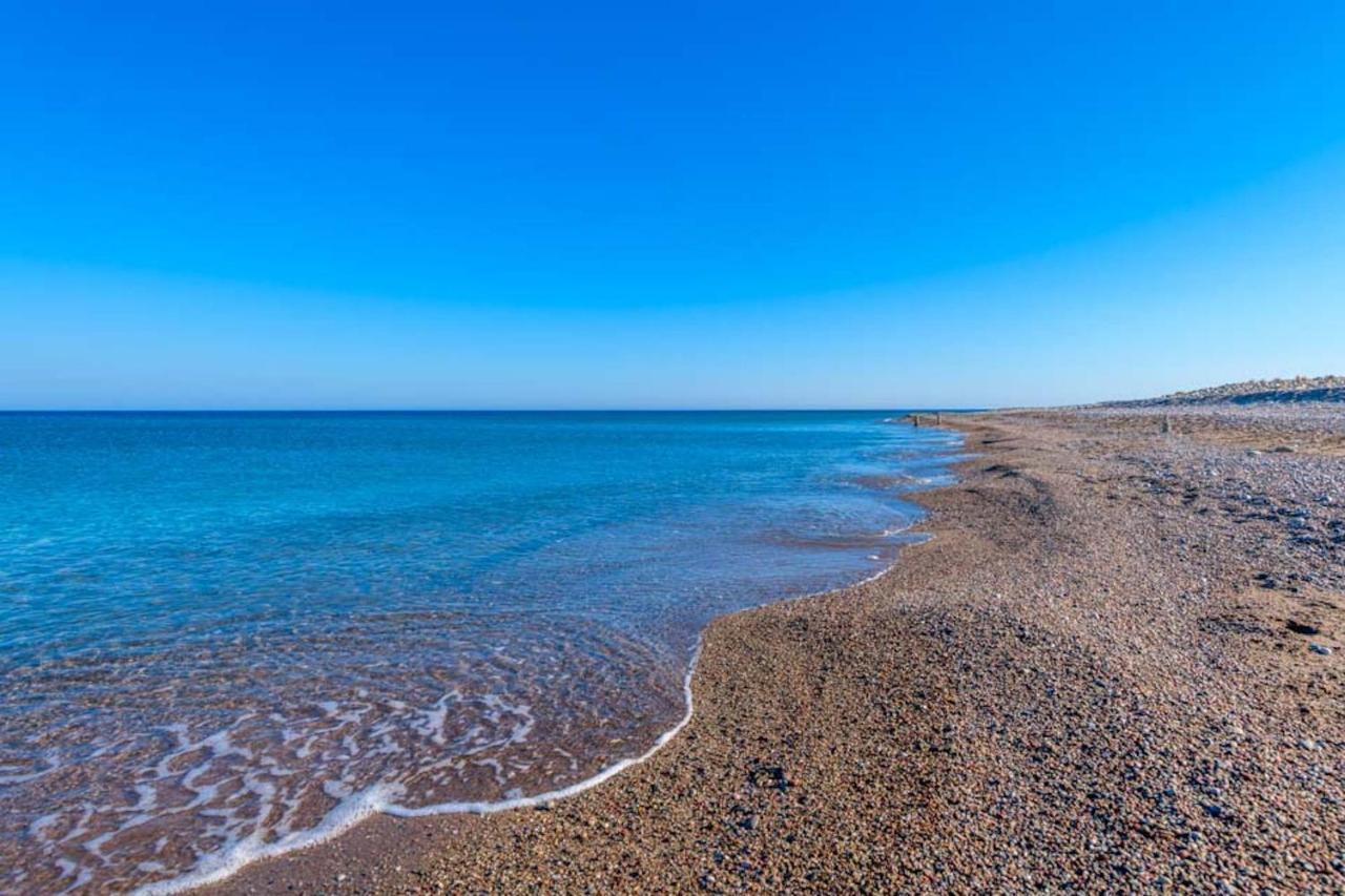 Seashore Beachfront Villa 라카니아 외부 사진