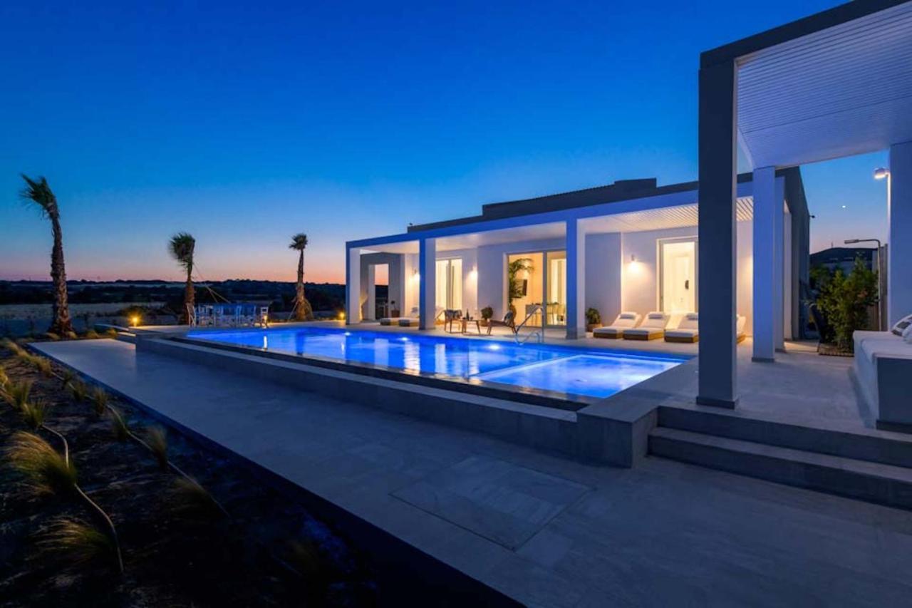 Seashore Beachfront Villa 라카니아 외부 사진