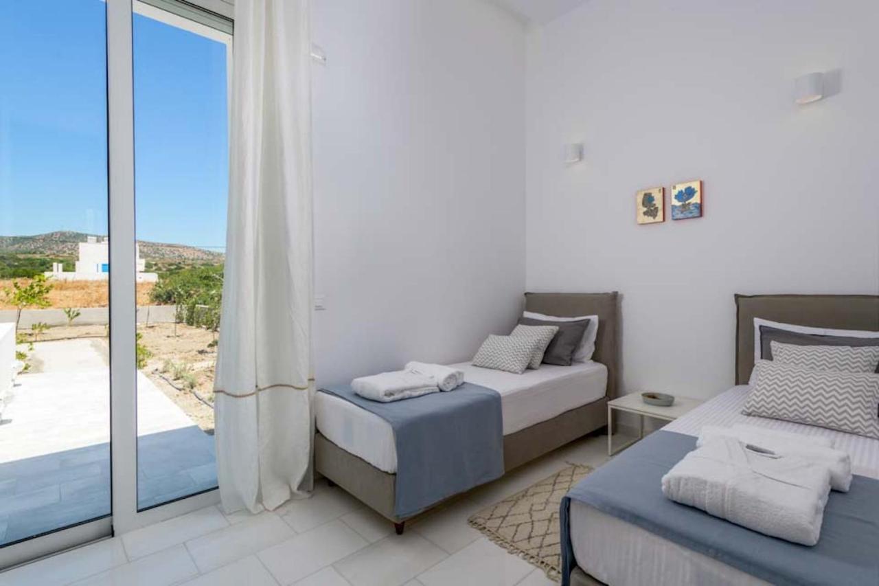 Seashore Beachfront Villa 라카니아 외부 사진
