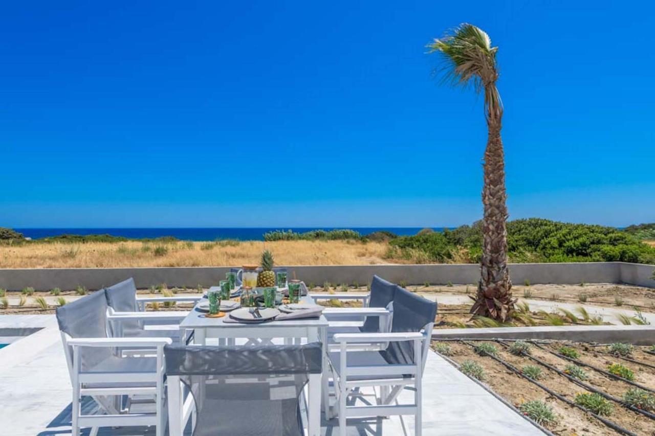 Seashore Beachfront Villa 라카니아 외부 사진