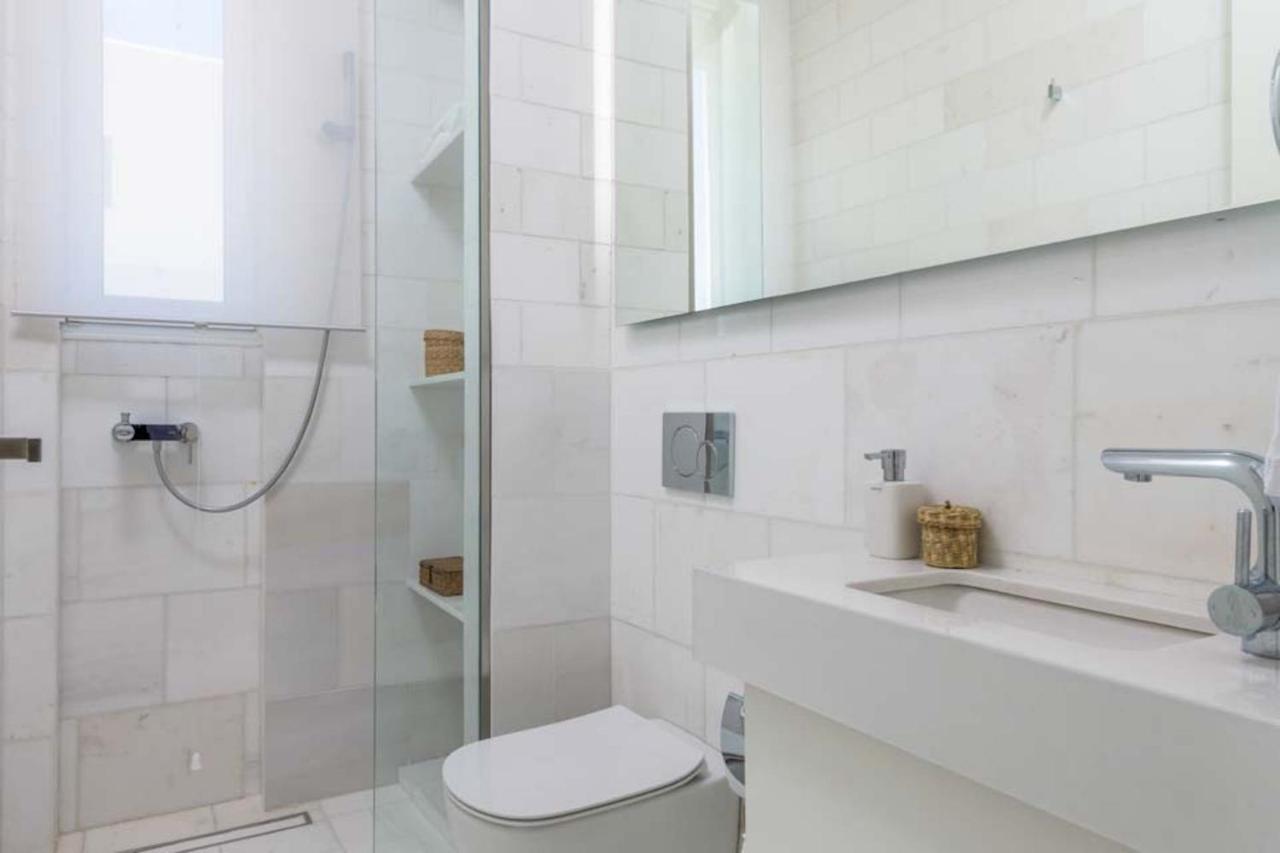 Seashore Beachfront Villa 라카니아 외부 사진